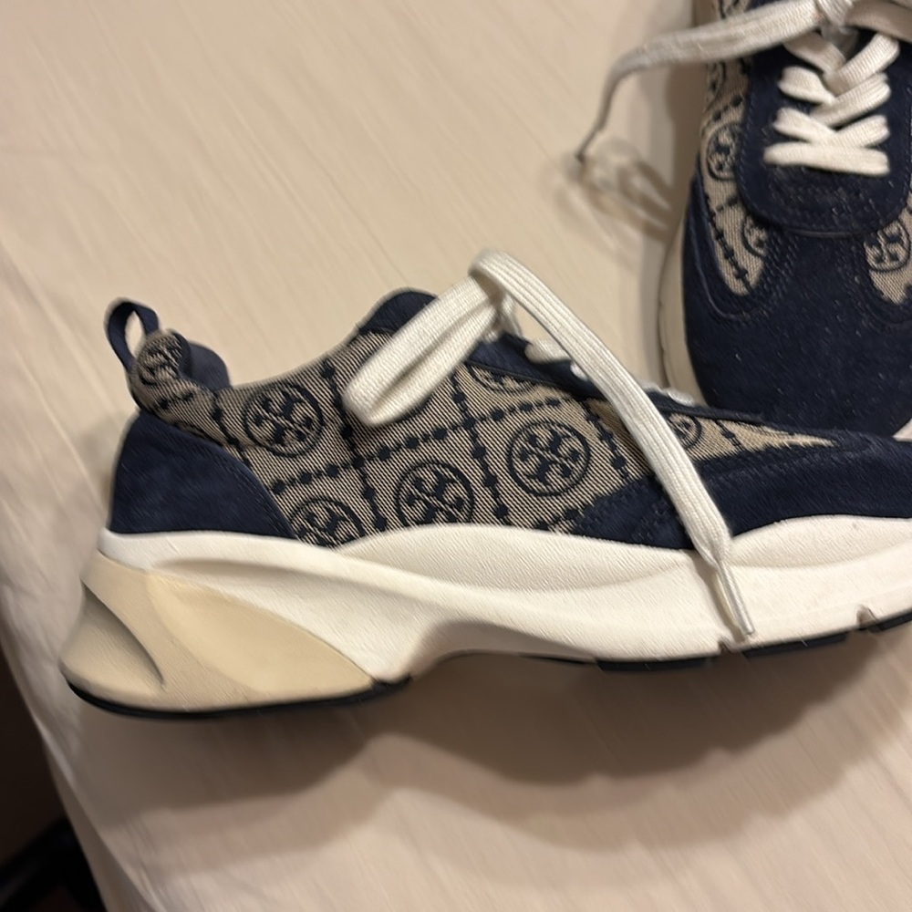 Tory Burch T Monogram Good Luck
Trainer Sneakers Navy and Whit - Picture 2 of 8